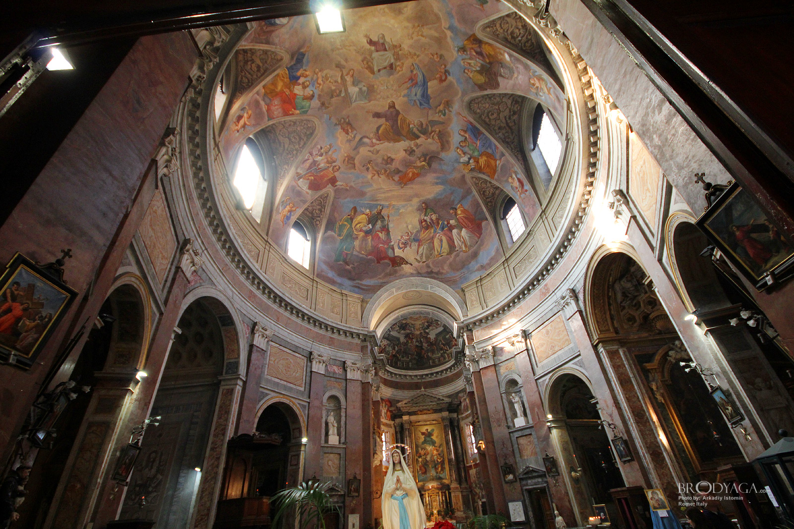 Santi Gesù e Maria al Corso 